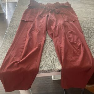 EUC Skyline pant from Athleta
